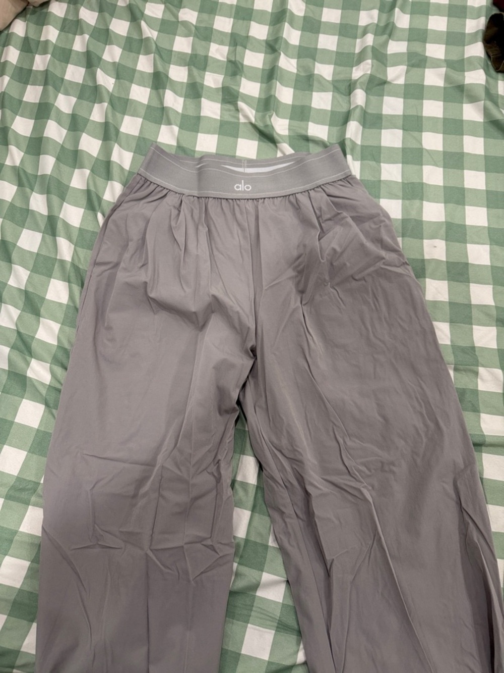 ALO Yoga  Light Gray Jogger Pants
